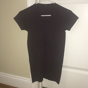 Lululemon PURPLE Short Sleeve Swiftly Tech